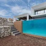 Amazing In Linjan With Wifi And 4 Bedrooms Ližnjan