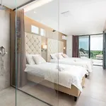 Amazing In Linjan With Wifi And 4 Bedrooms Ližnjan
