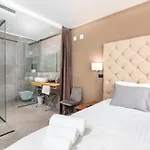 Amazing In Linjan With Wifi And 4 Bedrooms ヴィラ