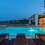 Amazing In Linjan With Wifi And 4 Bedrooms ヴィラ *