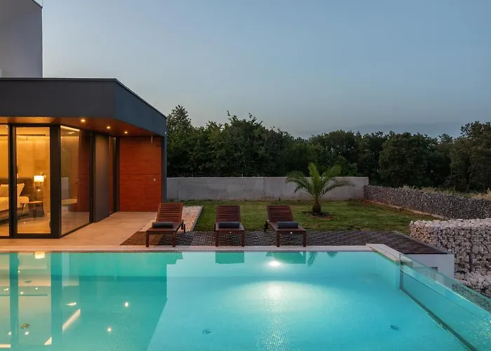 Amazing In Linjan With Wifi And 4 Bedrooms