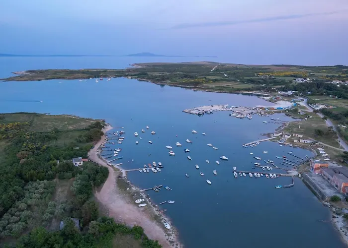 Amazing In Linjan With Wifi And 4 Bedrooms Vila *