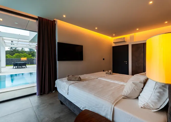 Vila Amazing In Linjan With Wifi And 4 Bedrooms